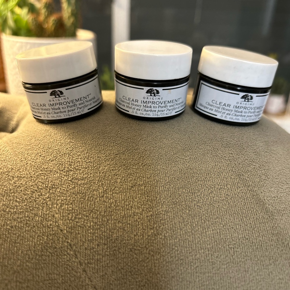 Brand New Unused Origins Clear Improvement Charcoal Honey Mask (3 available)